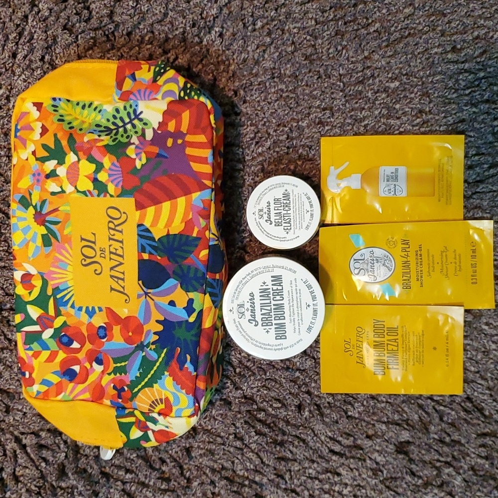 SOL DE JANEIRO Pouch BUNDLE NEW!